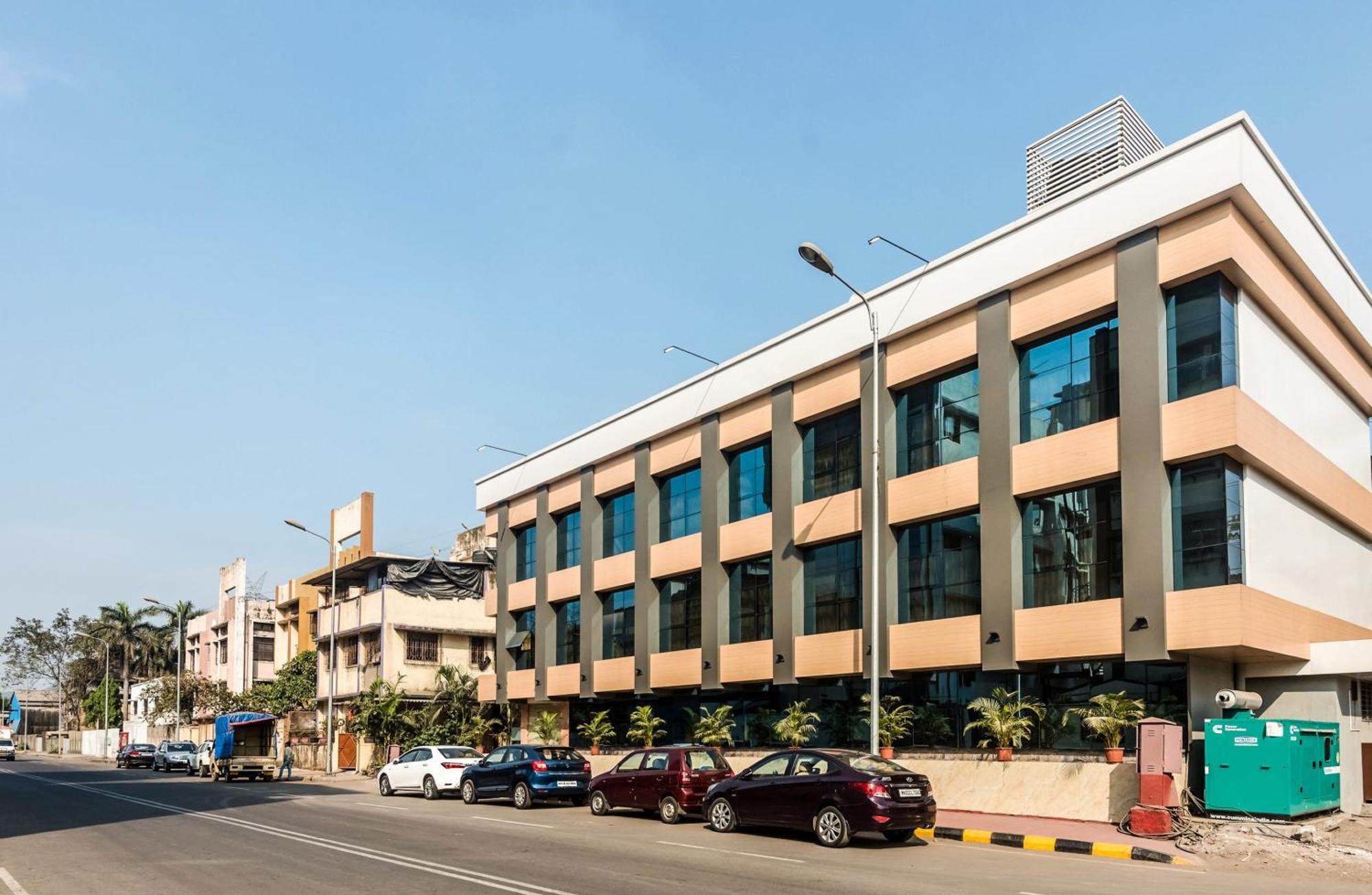 Super Capital O Hotel Konar Inn Turambhe Kültér fotó