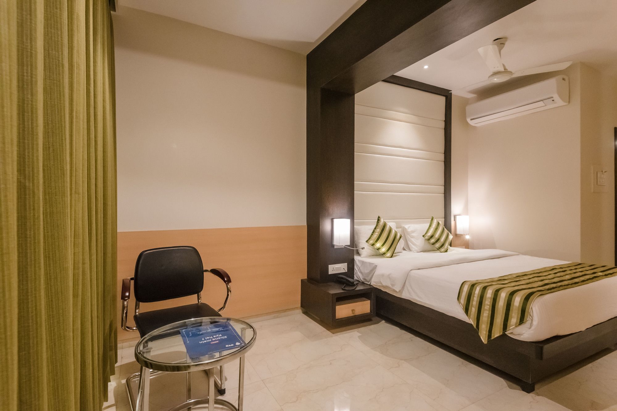 Super Capital O Hotel Konar Inn Turambhe Kültér fotó